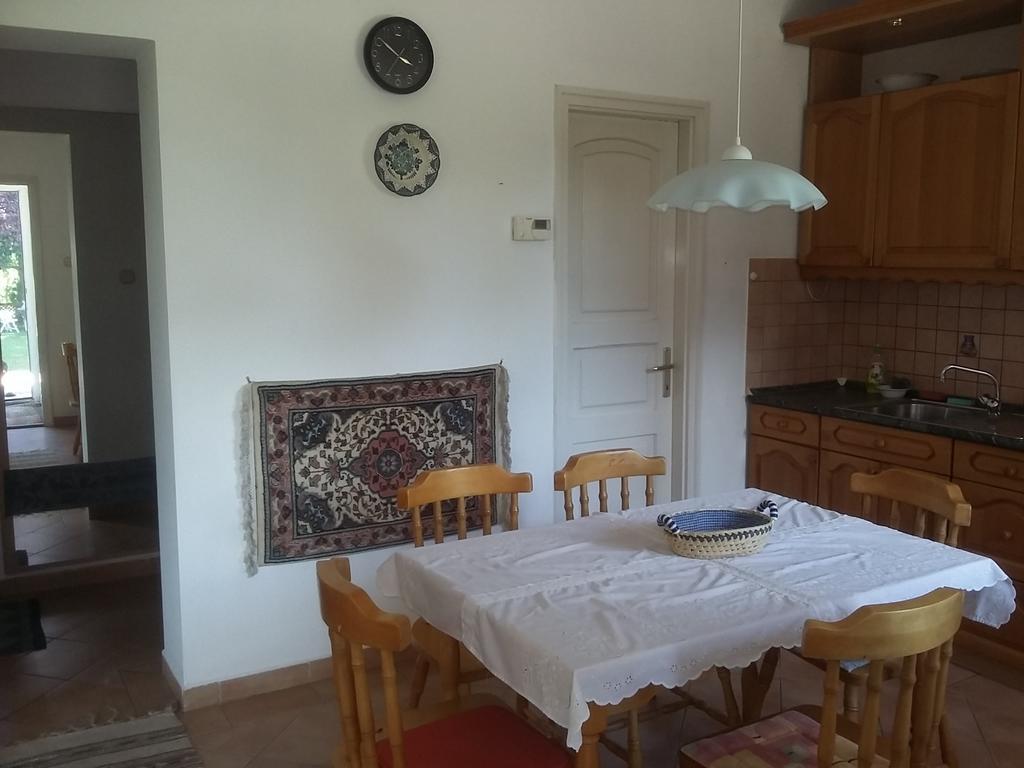 GESZTENYÉS Vendégház Harkány Extérieur photo